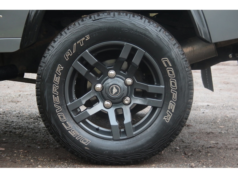 Used Land Rover Defender 2014 for sale - 77432650: Photo 25