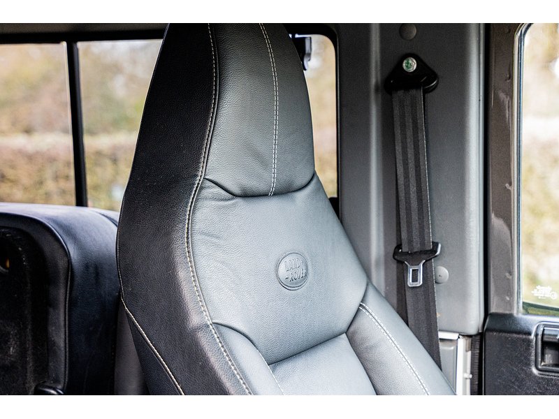 Used Land Rover Defender 90 for sale - 77643293: Photo 11