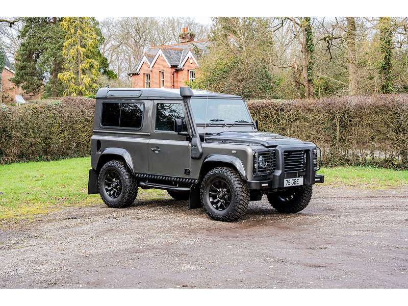 Used Land Rover Defender 90 for sale - 77643293: Photo 2