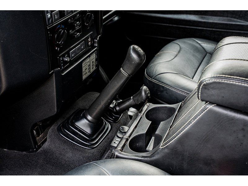 Used Land Rover Defender 90 for sale - 77643293: Photo 21