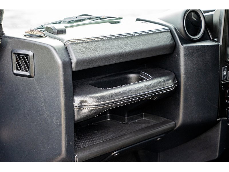 Used Land Rover Defender 90 for sale - 77643293: Photo 30