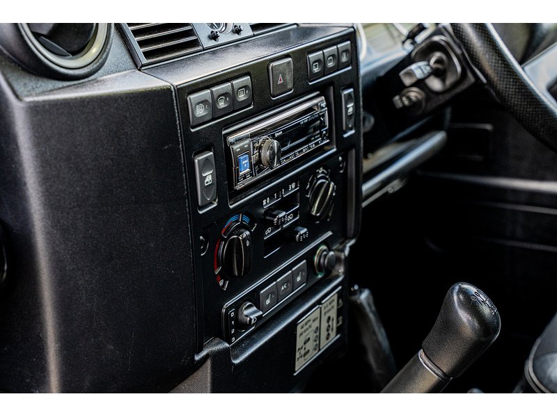 Used Land Rover Defender 2014 for sale - 78078931: Photo 14