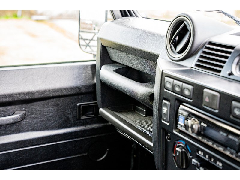 Used Land Rover Defender 2014 for sale - 78078931: Photo 25