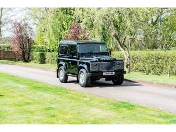 Used Land Rover Defender 90 2015 for sale - 74404862: Photo
