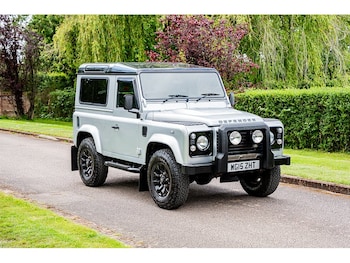 Used Land Rover Defender 90 2015 for sale - 78715584: Photo
