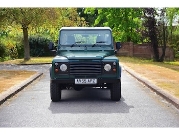 Used Land Rover Defender 110 2005 for sale - 79467196: Photo