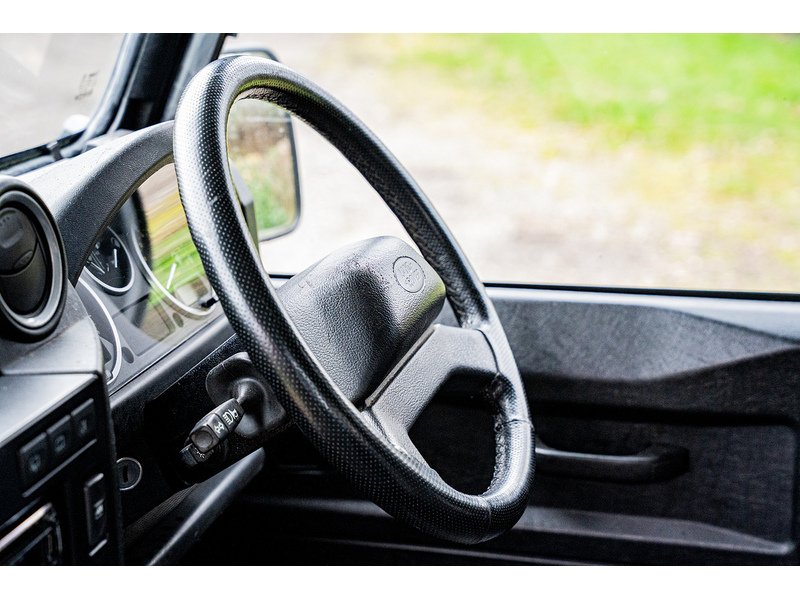 Used Land Rover Defender 90 for sale - 77701932: Photo 16