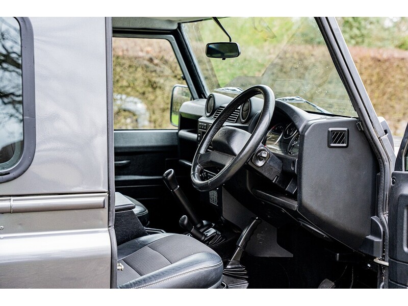 Used Land Rover Defender 90 for sale - 77701932: Photo 27