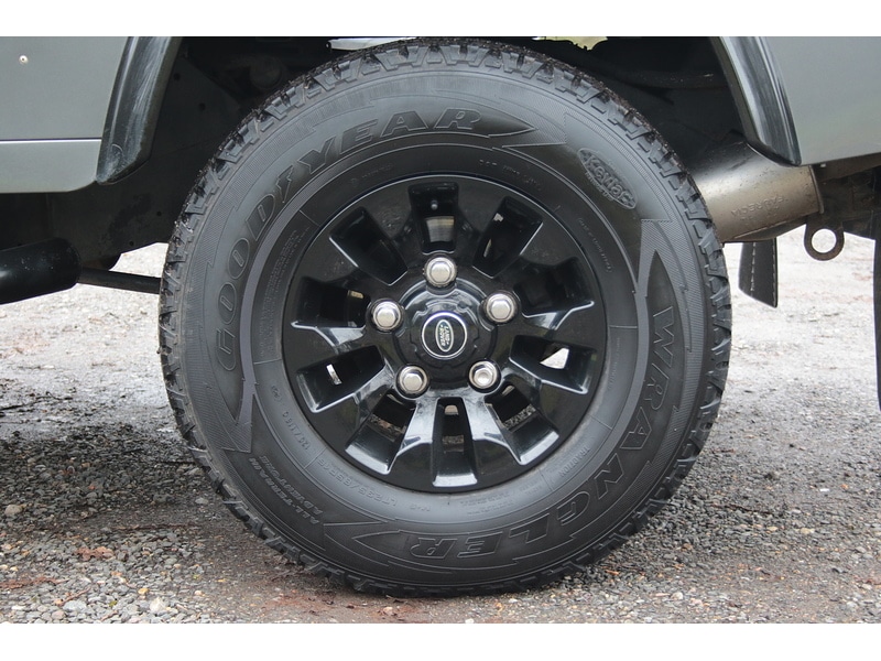 Used Land Rover Defender 2015 for sale - 77342335: Photo 15