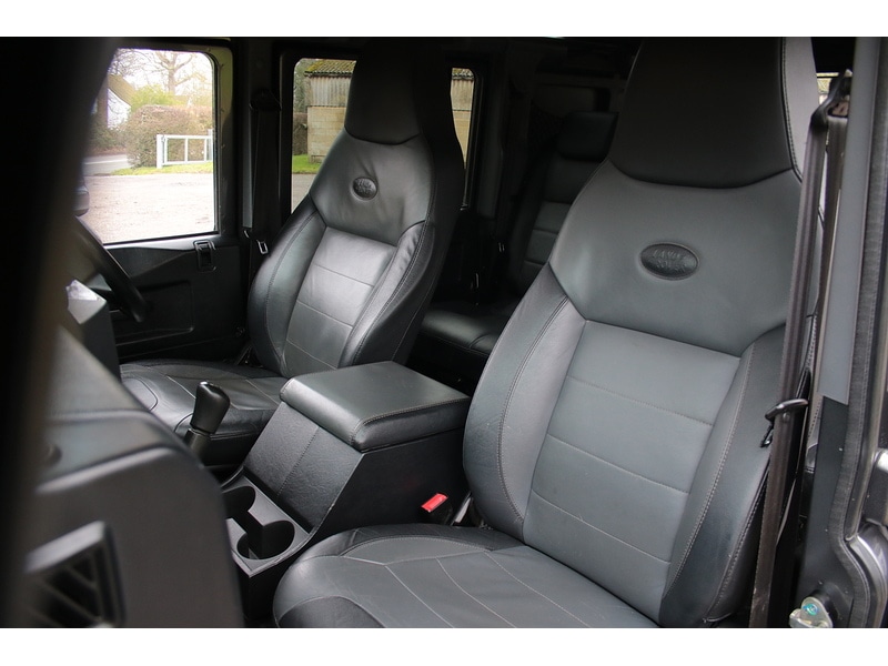 Used Land Rover Defender 2015 for sale - 77342335: Photo 24