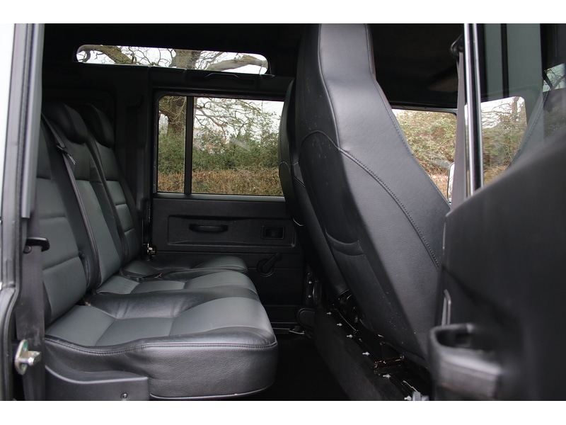 Used Land Rover Defender 2015 for sale - 77342335: Photo 28