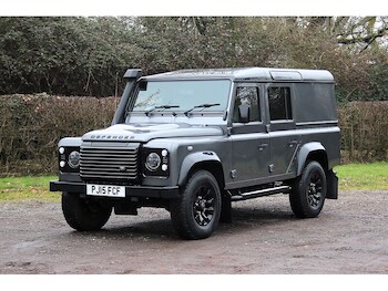 Used Land Rover Defender 110 2015 for sale - 77342335: Photo