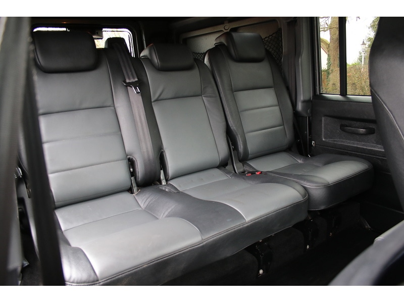 Used Land Rover Defender 2015 for sale - 77342335: Photo 30