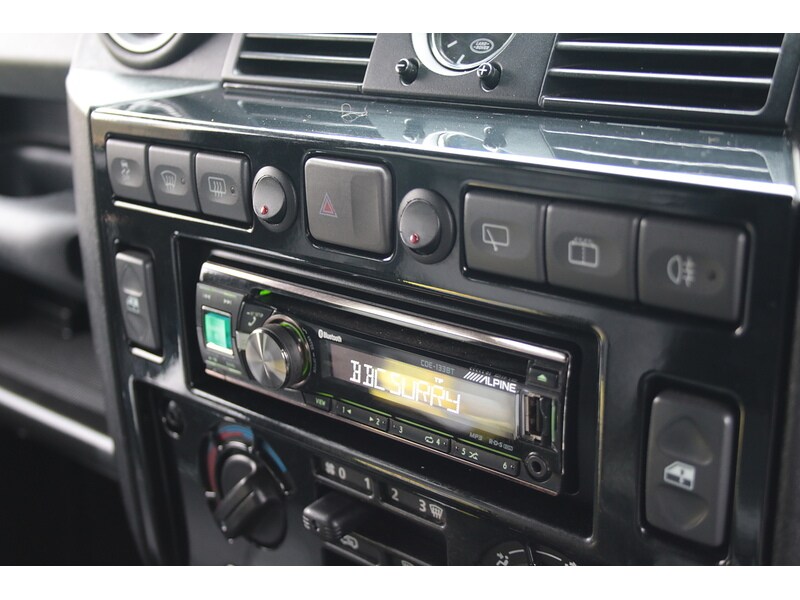 Used Land Rover Defender 2015 for sale - 77342335: Photo 33