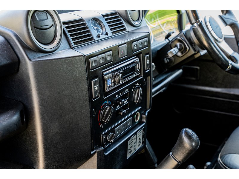 Used Land Rover Defender 2015 for sale - 78078922: Photo 15