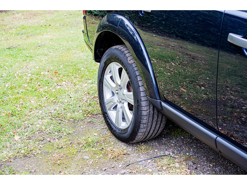 Used Land Rover Discovery 4 2015 for sale - 76100697: Photo 7