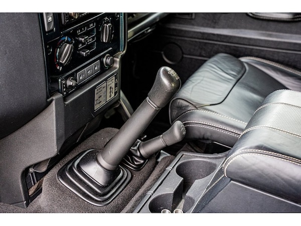 Used Land Rover Defender 90 2013 for sale - 75666693: Photo 17