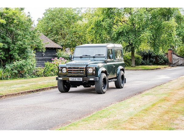Used Land Rover Defender 90 2013 for sale - 75666693: Photo 4