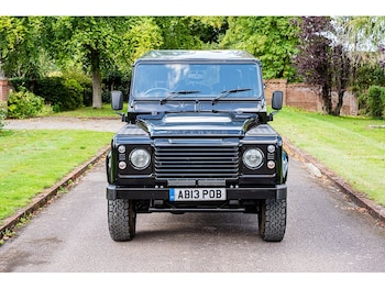 Used Land Rover Defender 110 2013 for sale - 75877958: Photo