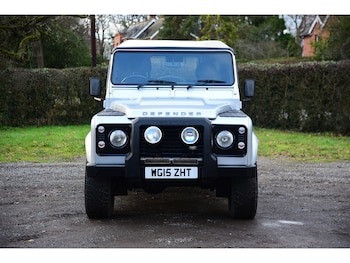 Used Land Rover Defender 90 2015 for sale - 77298335: Photo
