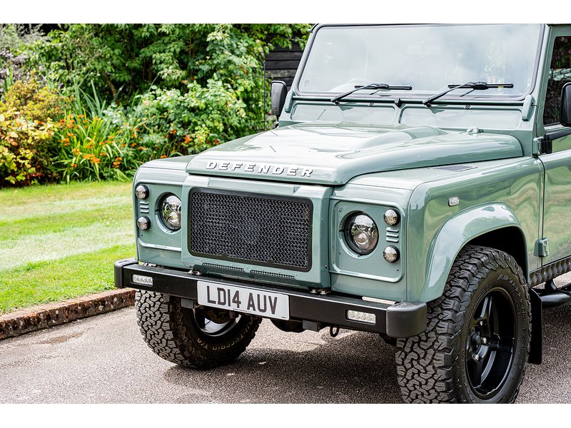 Used Land Rover Defender 2014 for sale - 76542848: Photo 12