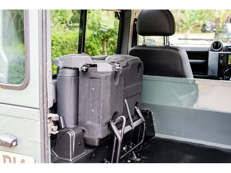 Used Land Rover Defender 2014 for sale - 76542848: Photo 26