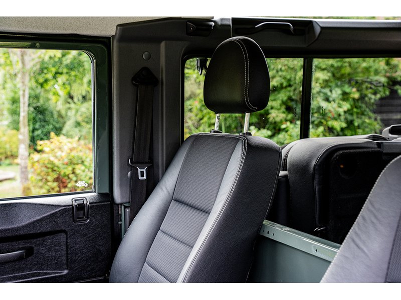 Used Land Rover Defender 2014 for sale - 76542848: Photo 28