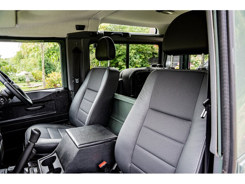 Used Land Rover Defender 2014 for sale - 76542848: Photo 29