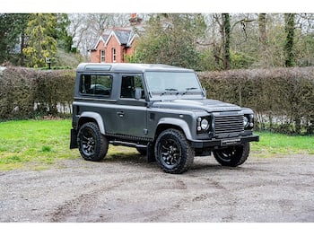 Used Land Rover Defender 2010 for sale - 79867592: Photo
