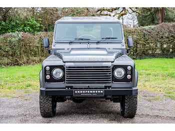 Used Land Rover Defender 2010 for sale - 79867592: Photo