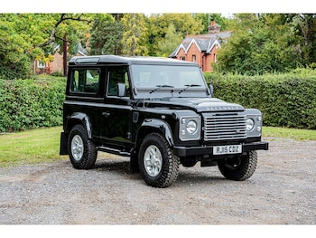Used Land Rover Defender 90 2015 for sale - 76100694: Photo
