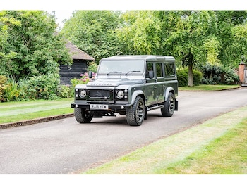 Used Land Rover Defender 110 2016 for sale - 75524832: Photo
