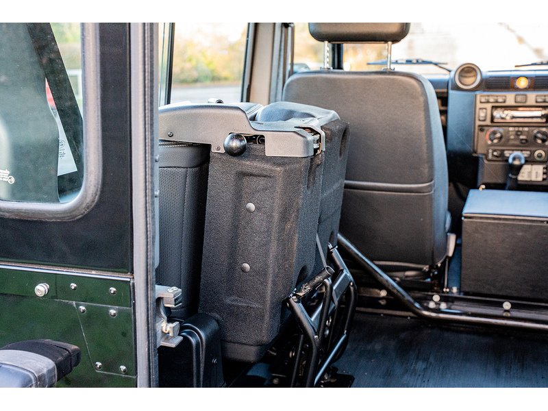 Used Land Rover Defender 2015 for sale - 77061292: Photo 26