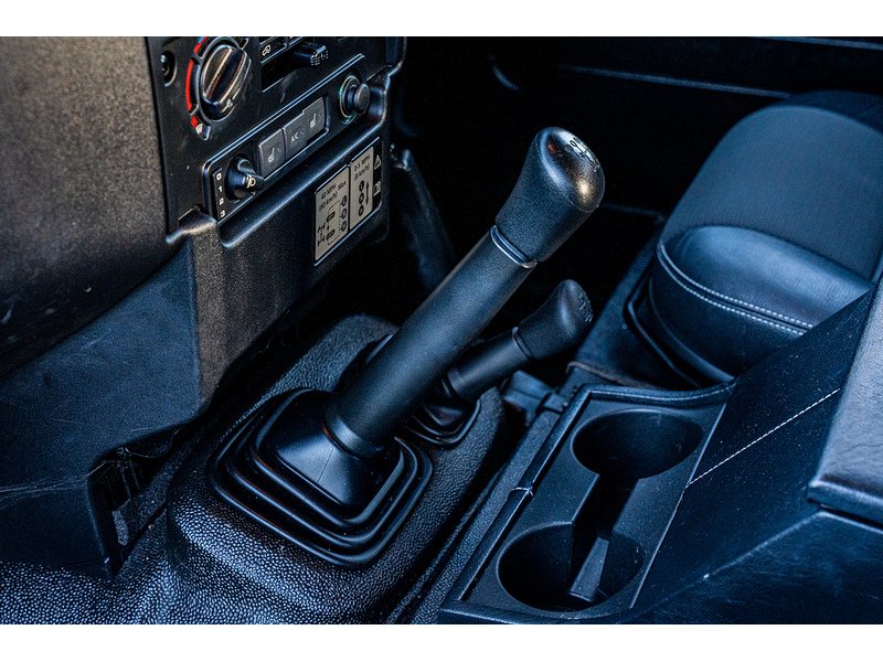 Used Land Rover Defender 2015 for sale - 77061292: Photo 31