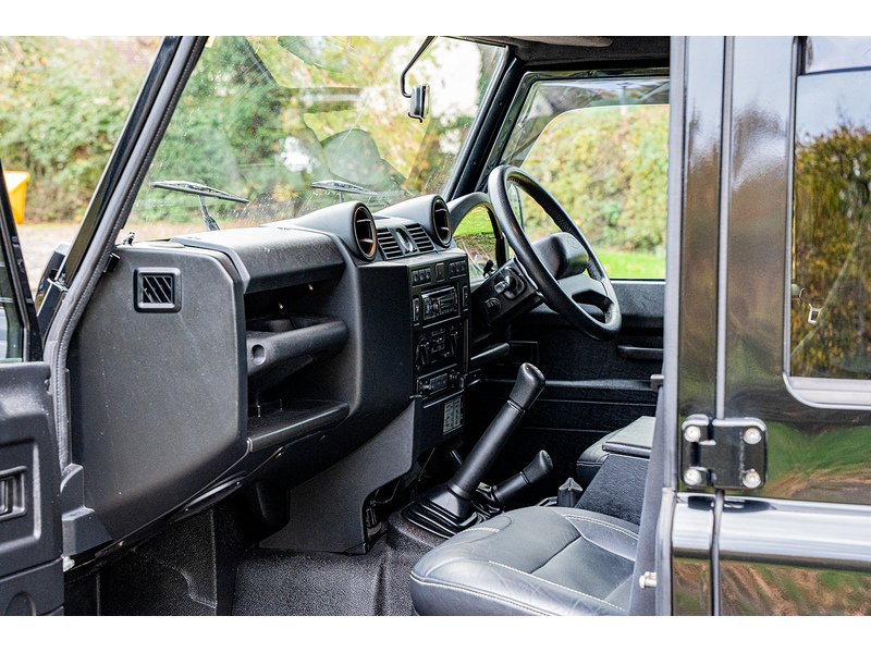 Used Land Rover Defender 2015 for sale - 76518486: Photo 14