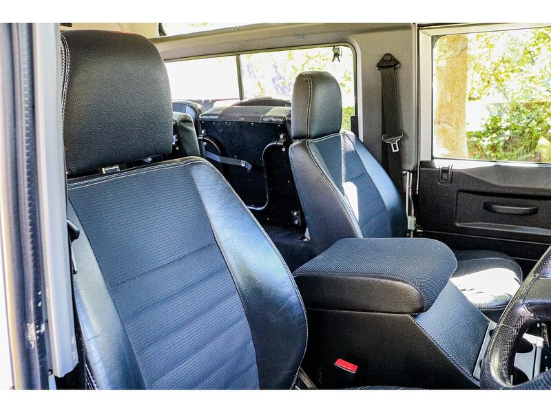 Used Land Rover Defender 2004 for sale - 76625008: Photo 11