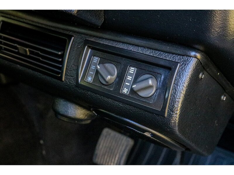 Used Land Rover Defender 2004 for sale - 76625008: Photo 29