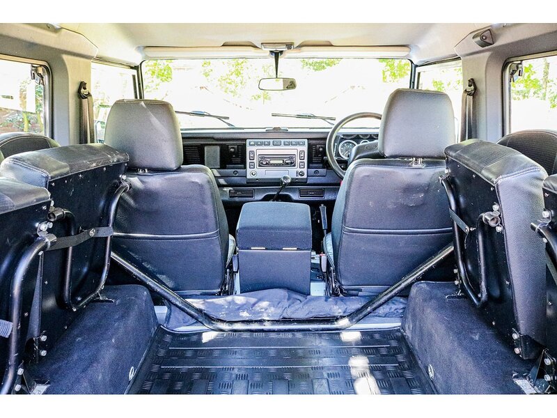 Used Land Rover Defender 2004 for sale - 76625008: Photo 31
