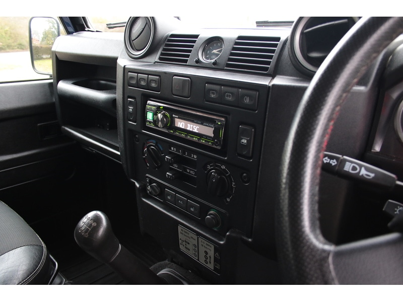 Used Land Rover Defender 2014 for sale - 77342329: Photo 24