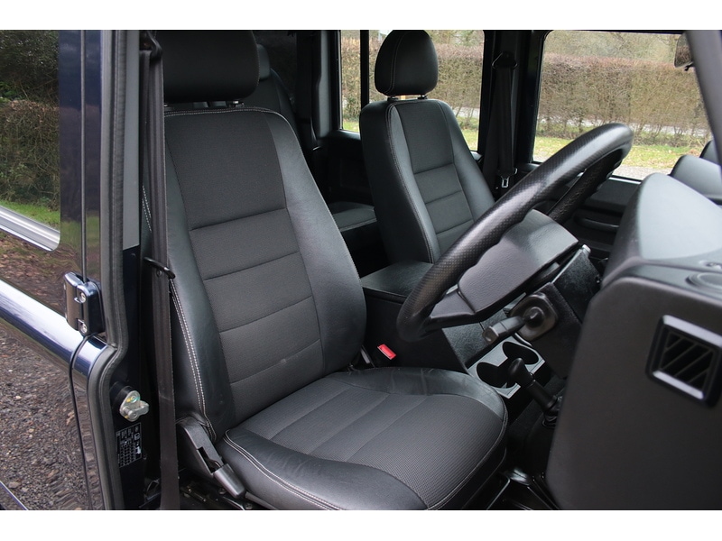 Used Land Rover Defender 2014 for sale - 77342329: Photo 29