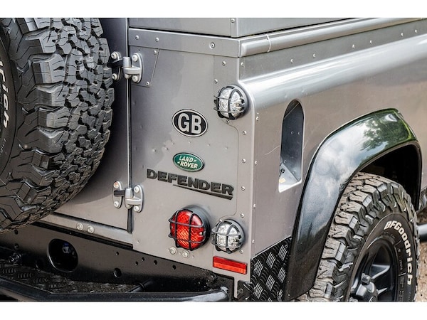 Used Land Rover Defender 90 2012 for sale - 74743353: Photo 14