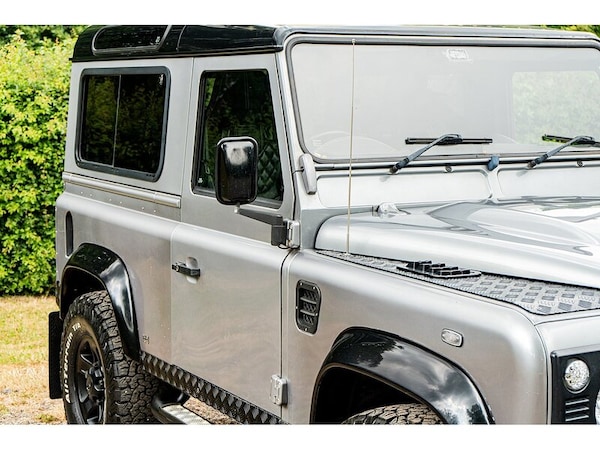 Used Land Rover Defender 90 2012 for sale - 74743353: Photo 15