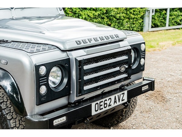 Used Land Rover Defender 90 2012 for sale - 74743353: Photo 19