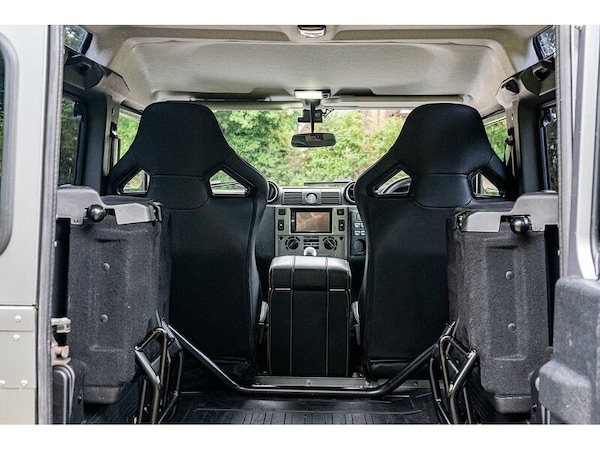 Used Land Rover Defender 90 2012 for sale - 74743353: Photo 35