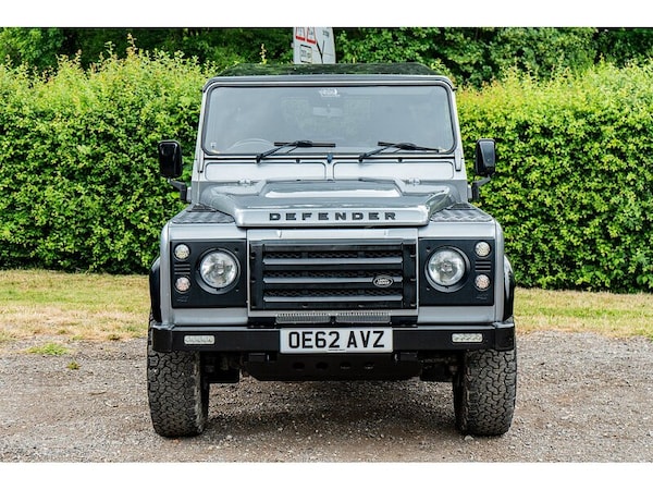 Used Land Rover Defender 90 2012 for sale - 74743353: Photo 3