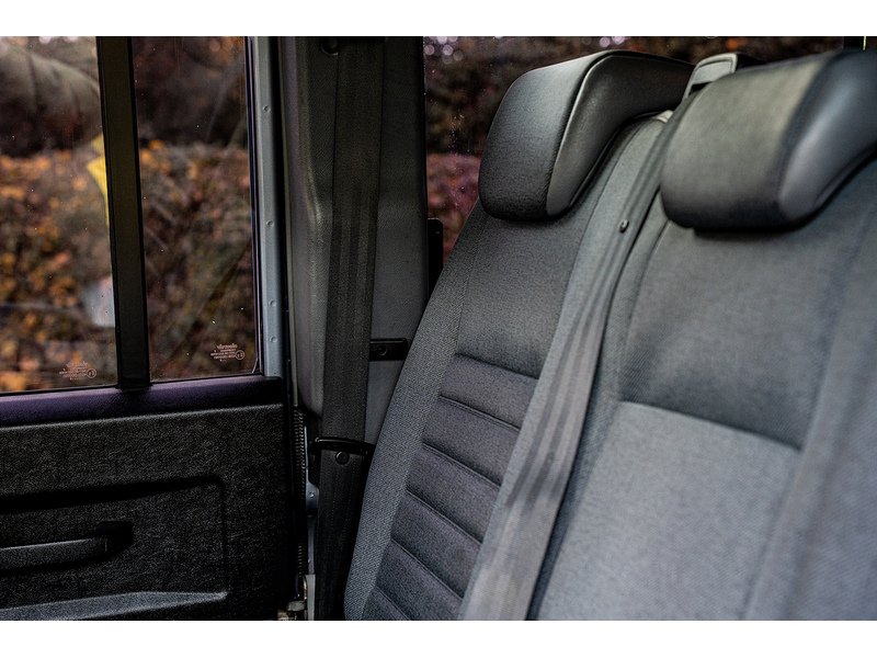 Used Land Rover Defender 2010 for sale - 76518484: Photo 12