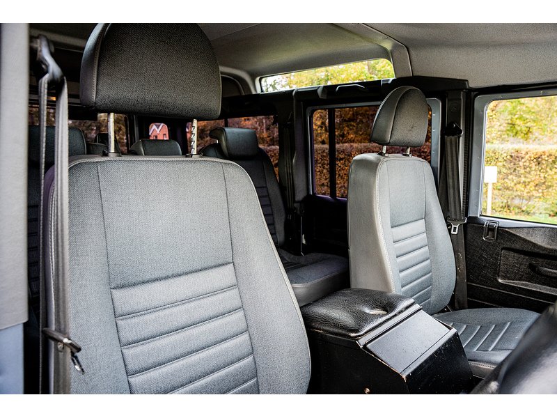 Used Land Rover Defender 2010 for sale - 76518484: Photo 17