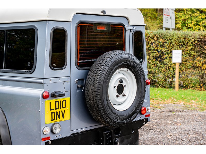 Used Land Rover Defender 2010 for sale - 76518484: Photo 19