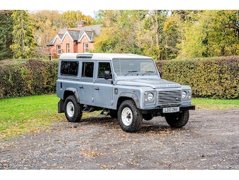 Used Land Rover Defender 2010 for sale - 76518484: Photo