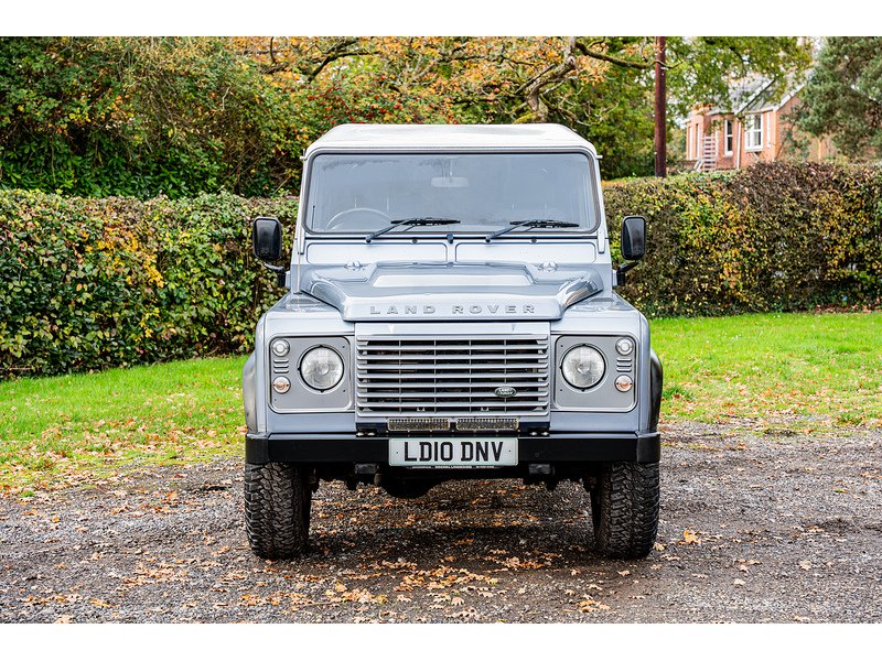 Used Land Rover Defender 2010 for sale - 76518484: Photo 3